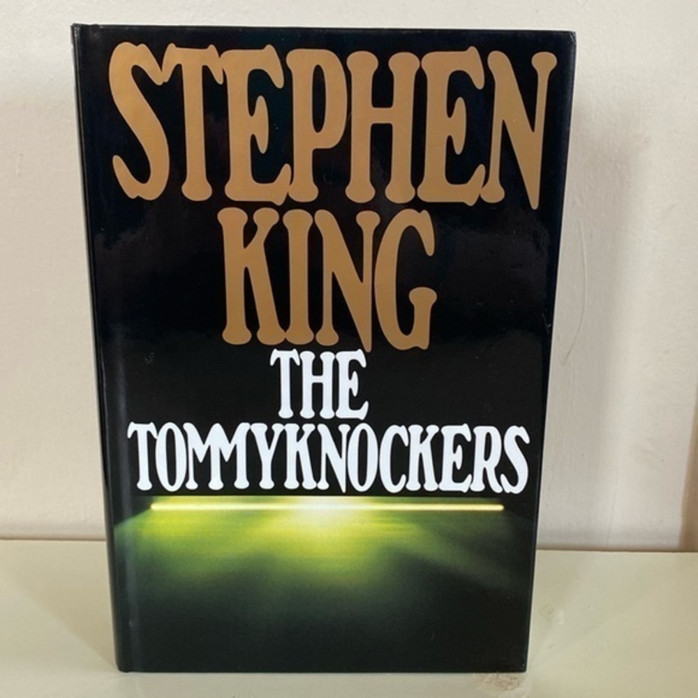 Stephen King The Tommyknockers 1987 First Edition Gold Print Hardcover Book